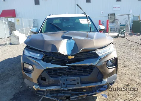 2021 Chevrolet Trailblazer Awd Activ z USA, uszkodzony, nr VIN KL79MSSL1MB128804